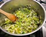 Une image de l'étape 13 de Soupe de légumes aux épices et bouillon de bœuf.