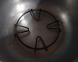A picture of step 5 of Apple Cake.