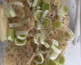 Foto del paso 3 de la receta: Papas a lo pobre con vino blanco