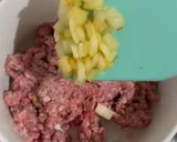 Foto langkah ke 2 dari resep Homemade Beef Patty.