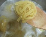 صورة لخطوة 4 من وصفة فوتشيني الدجاج بالكريمه والجبن 👌🍝