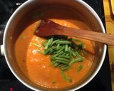 Foto langkah ke 4 dari resep Mattar paneer(keju segar/curd cheese) gravy.