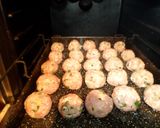Foto del paso 2 de la receta: ALBONDIGAS DE CERDO EN SALSA DE ANANA CON BATATAS CHIPS