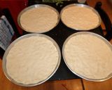Foto del paso 5 de la receta: PIZZAS VARIOS GUSTOS