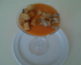Foto del paso 6 de la receta: Copa de crema fría de tomate con berberechos y daditos de pan crujientes