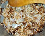 A picture of step 5 of Chilli Pulao.