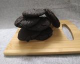 A picture of step 4 of Chocolate Flat Cookies.
