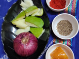 કેરી - કાંદા નું કચુંબર (Mango Onion Salsa recipe in Gujarati)