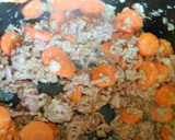 Foto del paso 3 de la receta: Espirales con sofrito, carne y zanahoria SIN GLUTEN