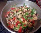 Foto del paso 4 de la receta: Agñolotis de ricota y salame con salsa funghi