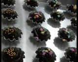 Foto langkah ke 7 dari resep Brownies Panggang Imut Isi Keju.
