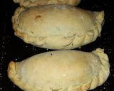 Foto del paso 4 de la receta: Empanadas de acelga y hojas de remolacha