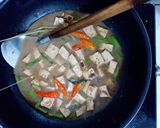 Foto langkah ke 5 dari resep Brongkos Tahu Buncis Sederhana.