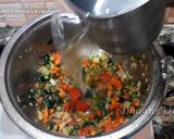 A picture of step 6 of Broken wheat upma.