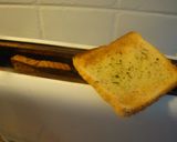 Foto del paso 2 de la receta: Croutons al Oreganato con Oliva