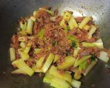 A picture of step 8 of Patya little eel fish gravy.