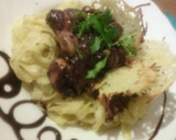 Foto del paso 7 de la receta: Tagliatelle con pulpo borracho y "tuiles" de parmesano