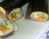 Foto langkah ke 5 dari resep sushi enak praktis😋.