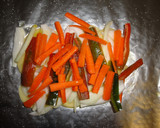 Foto del paso 1 de la receta: Papillote de verduras con salsa de mostaza 