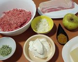 Foto del paso 1 de la receta: Rollo de carne al curry relleno de crema de queso para tupper