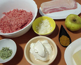 Foto del paso 1 de la receta: Rollo de carne al curry relleno de crema de queso para tupper