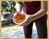 A picture of step 6 of Nenek Eshah's Chicken Rendang.