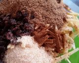 Hình bước làm 2 của món Bánh Táo Quế
