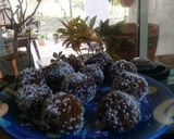 Foto del paso 3 de la receta: Trufas de coco