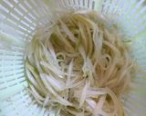 Foto langkah ke 1 dari resep Oseng pepaya muda kecap manis (mie hihol).