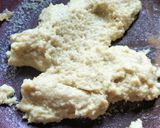 मथुरा पेढा (mathura pedha recipe in marathi) रेसिपी स्टेप 3 फोटो 