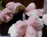 Foto langkah ke 3 dari resep Bolu Kukus Strawberry 'Fibercreme'.