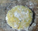 A picture of step 3 of Lauki Thepla.