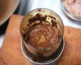 Foto langkah ke 1 dari resep Rawon ayam simple.