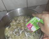 Cara Membuat Sop Bakso Telur Puyuh 6