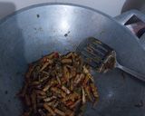 Foto langkah ke 6 dari resep 3.Tumis pare tempe teri.