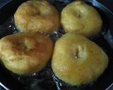 Foto langkah ke 3 dari resep Donat ubi montok 🍠.