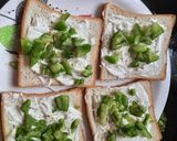 A picture of step 1 of Capsicum mayonnaise sandwich.