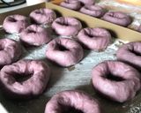 Foto langkah ke 11 dari resep Donat Ubi Ungu (Purple Yam Murasakiimo Donuts).