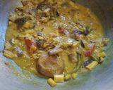 A picture of step 4 of Straw Mushroom Besar.