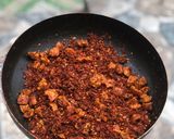 Hình bước làm 3 của món Sa tế tóp mỡ