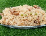 A picture of step 8 of Chicken Mattar Pualo 😍😍.