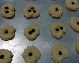 Foto langkah ke 3 dari resep Butter Cookies ala Danish😉.