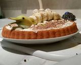 A picture of step 3 of Extreme banoffee pie.