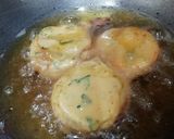 A picture of step 7 of Stuffed Potato Fritters Chaat.