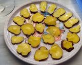 Foto del paso 3 de la receta: Sardinas Varadas sobre Papas Negras
