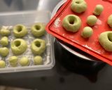 Foto langkah ke 6 dari resep Donat Pandan.