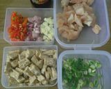 Foto langkah ke 1 dari resep Simply Chicken Oyster Sauce.