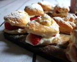 Foto del paso 3 de la receta: Suspiros de corazón de hojaldre rellenos de nata