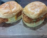 Foto langkah ke 5 dari resep Homemade Fillet-O-Fish ala McDonald.
