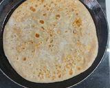 A picture of step 3 of Paneer paratha.